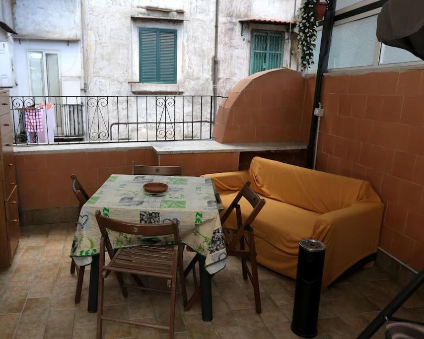 Casa Vacanza Russo Enzo 那不勒斯 外观 照片